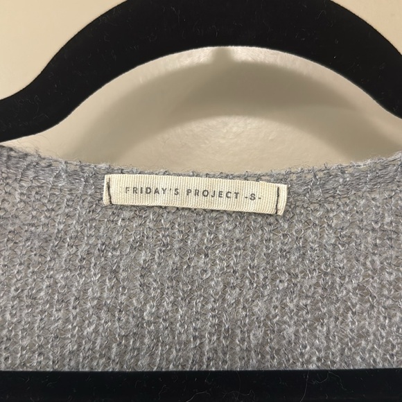 Friday’s Project Sweater - Picture 2 of 3